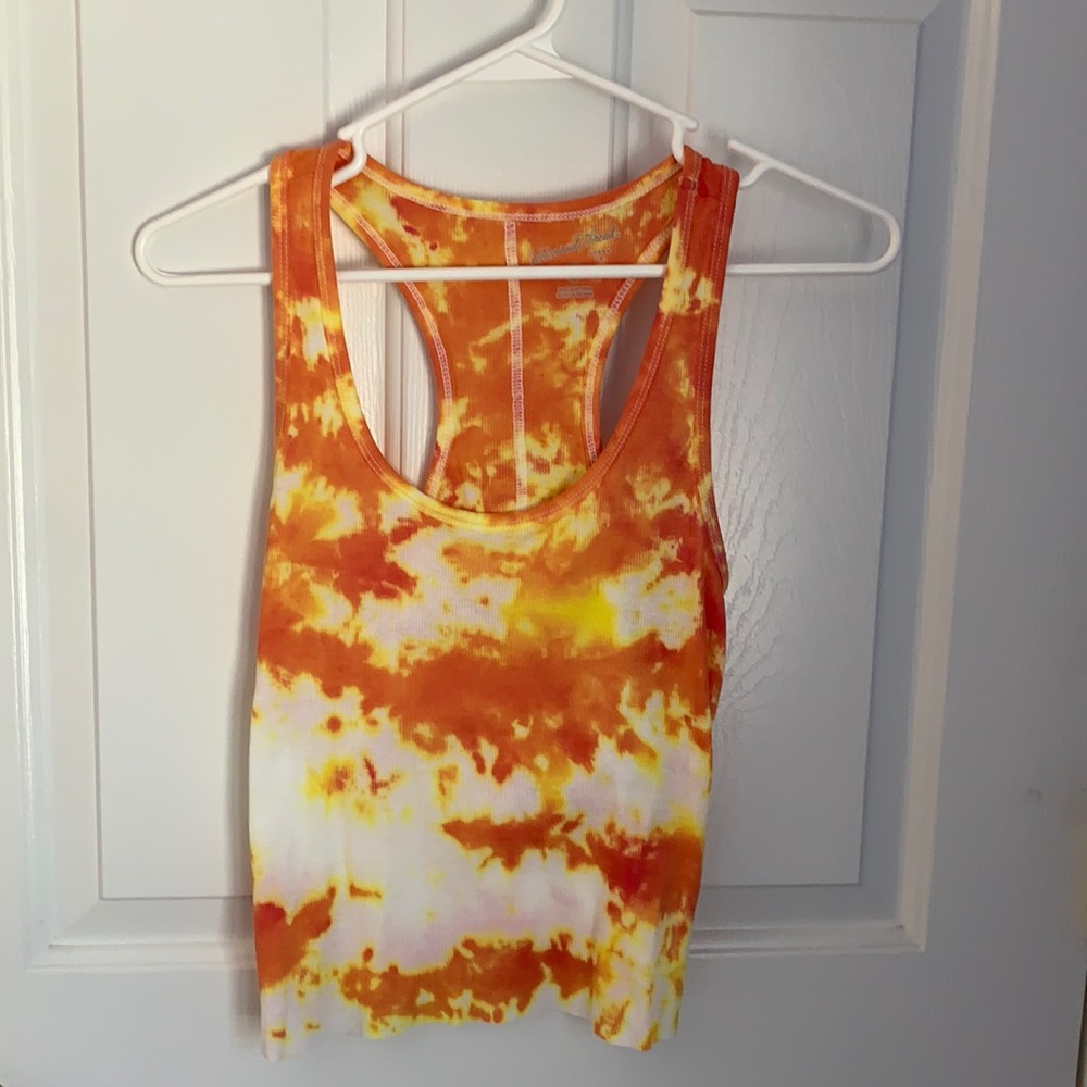 Universal Thread tank top - size S